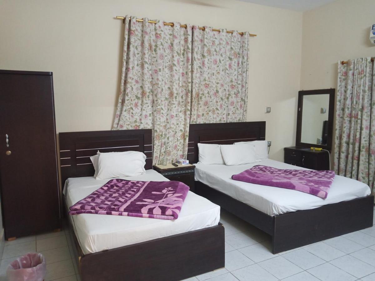 Al Rehman Guest Hous Hotel ไฮเดอราบาด ภายนอก รูปภาพ